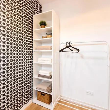 Exceptional Triplex, Design - Art, Private 360 Rooftop, 3 Bedrooms Apartman