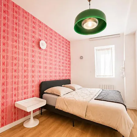 Exceptional Triplex, Design - Art, Private 360 Rooftop, 3 Bedrooms Apartman