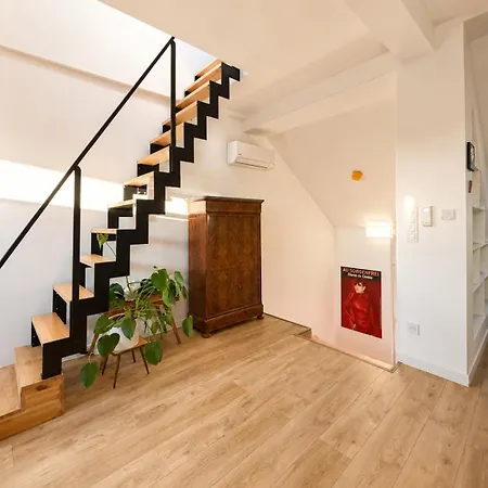 Exceptional Triplex, Design - Art, Private 360 Rooftop, 3 Bedrooms Mulhouse