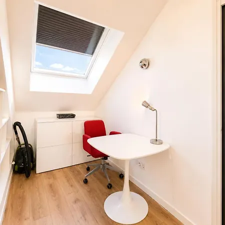 Exceptional Triplex, Design - Art, Private 360 Rooftop, 3 Bedrooms Mülhausen